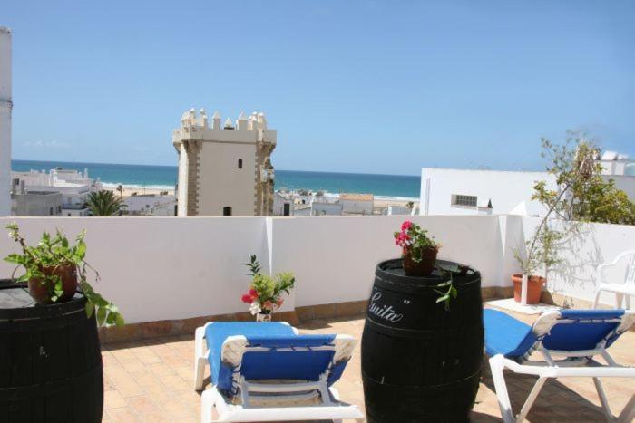 Hostal Torre De Guzman Conil De La Frontera Ruang foto