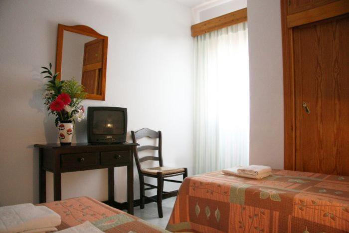 Hostal Torre De Guzman Conil De La Frontera Ruang foto